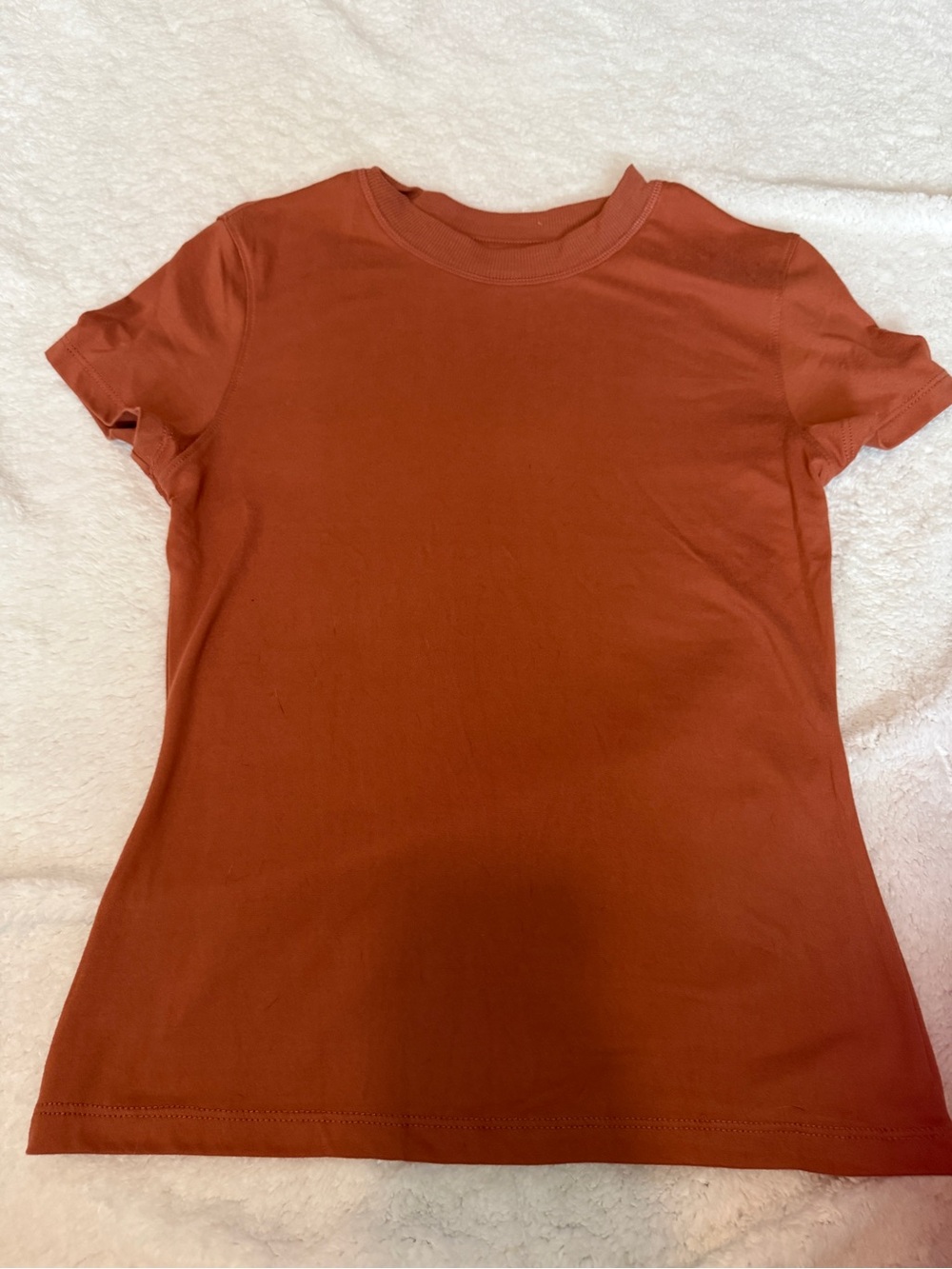 7 Diamonds Women's Short Sleeve Crewneck Tee in Rust
